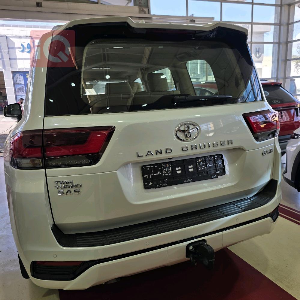 تويوتا لاندكروزر